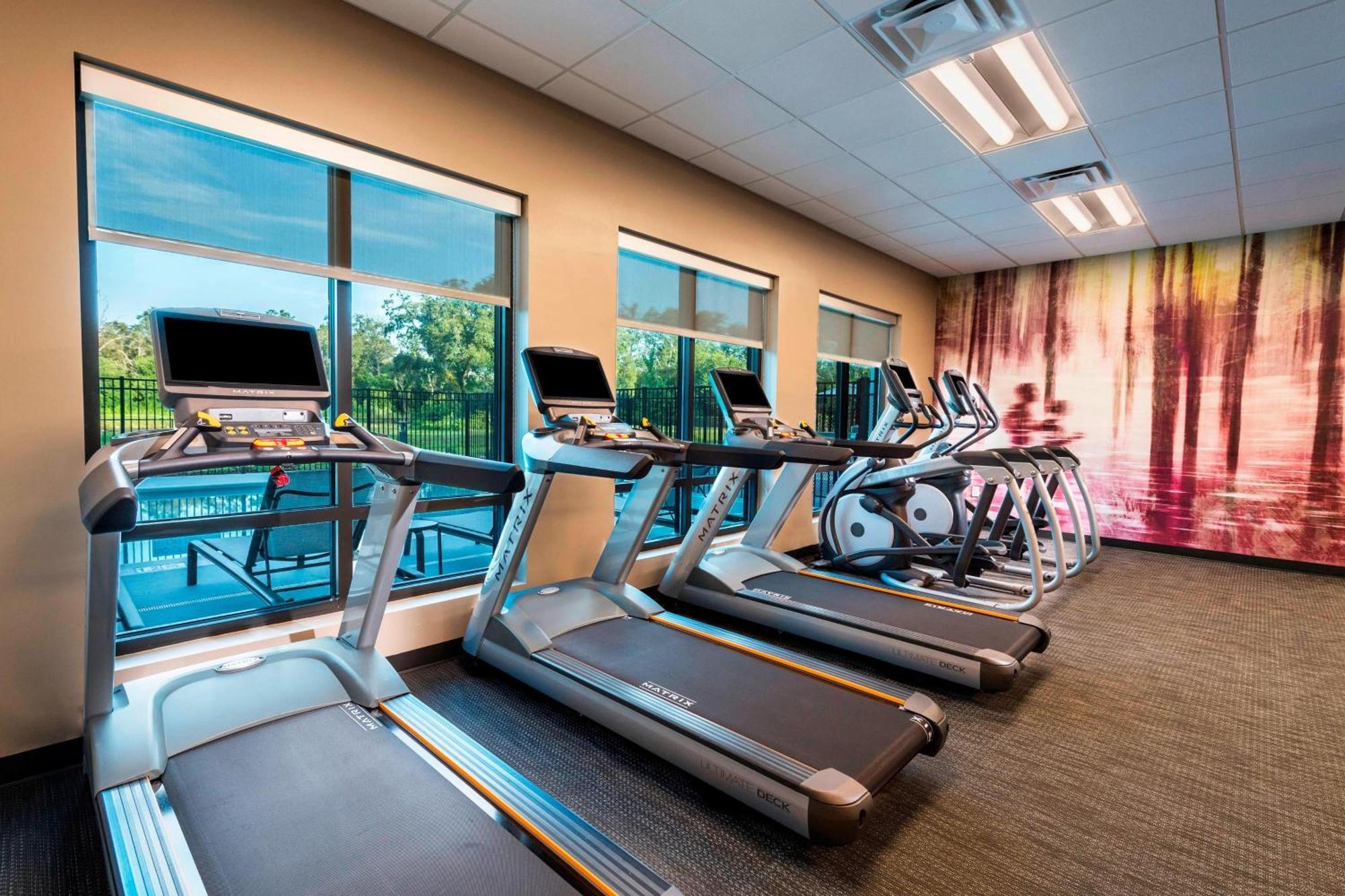 Hotel Courtyard By Marriott Tampa Northwest/Veterans Expressway West Chase Esterno foto