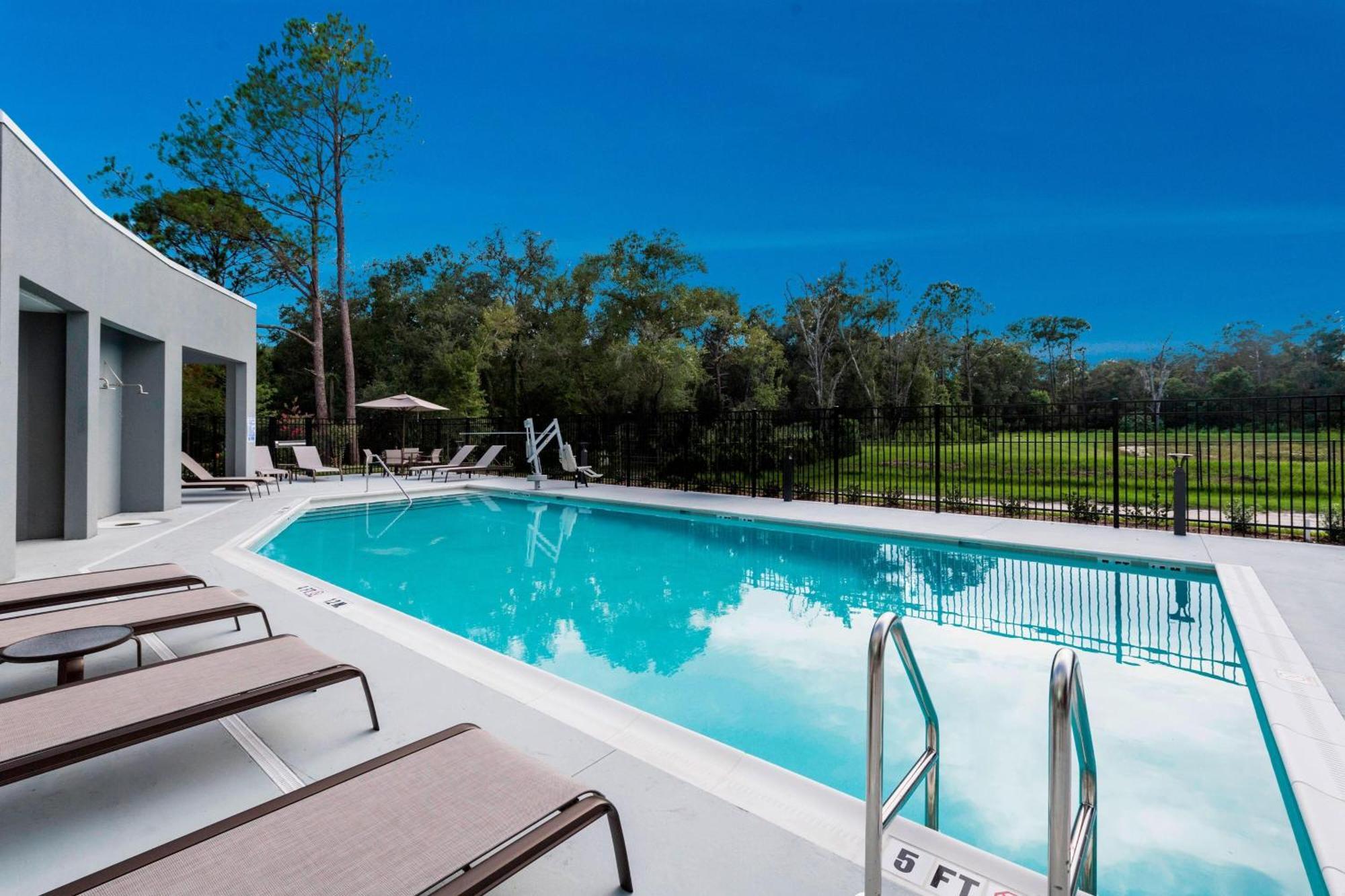 Hotel Courtyard By Marriott Tampa Northwest/Veterans Expressway West Chase Esterno foto