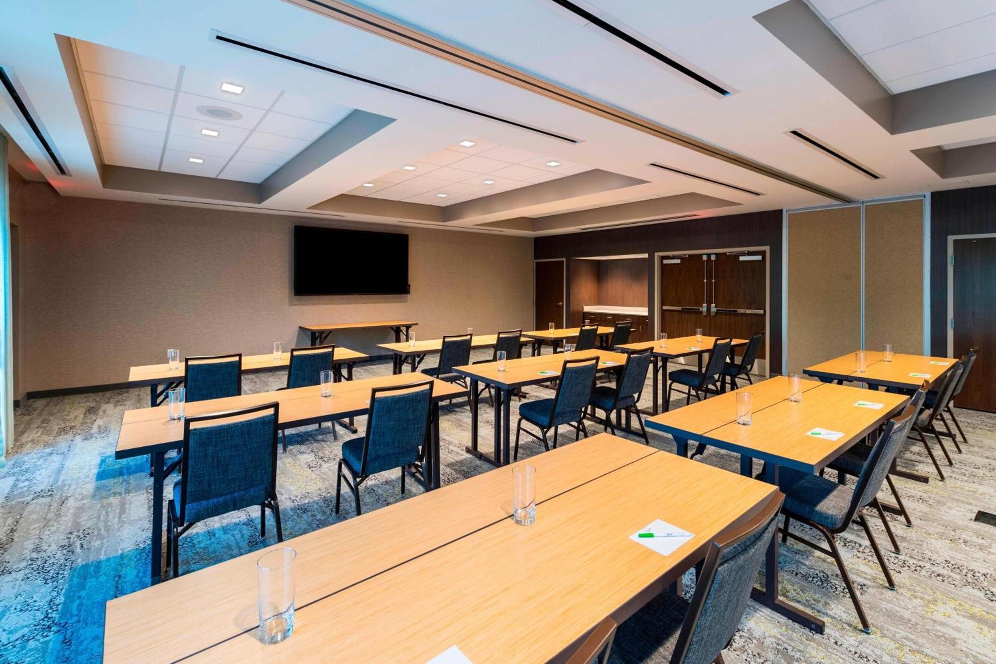 Hotel Courtyard By Marriott Tampa Northwest/Veterans Expressway West Chase Esterno foto